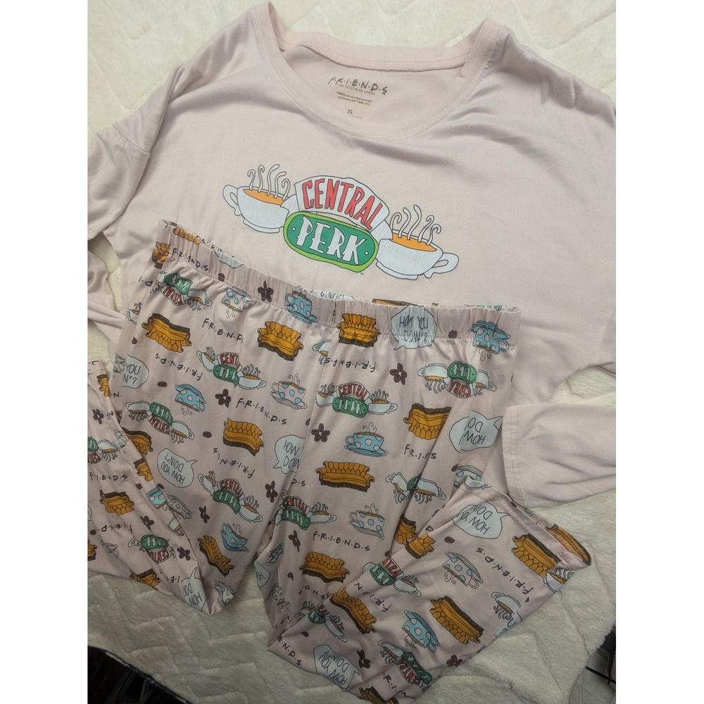Friends Central Perk Pajama Set XL Pink Long Sleeve Top and Pants Lounge Wear